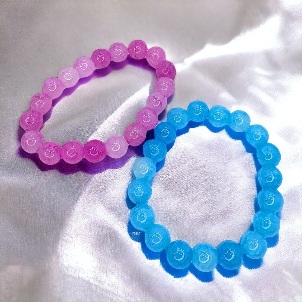 Gender Reveal Accessories Set of 2 Stretchy Bracelets - 1 Pink & 1 Blue - Picture 3 of 7